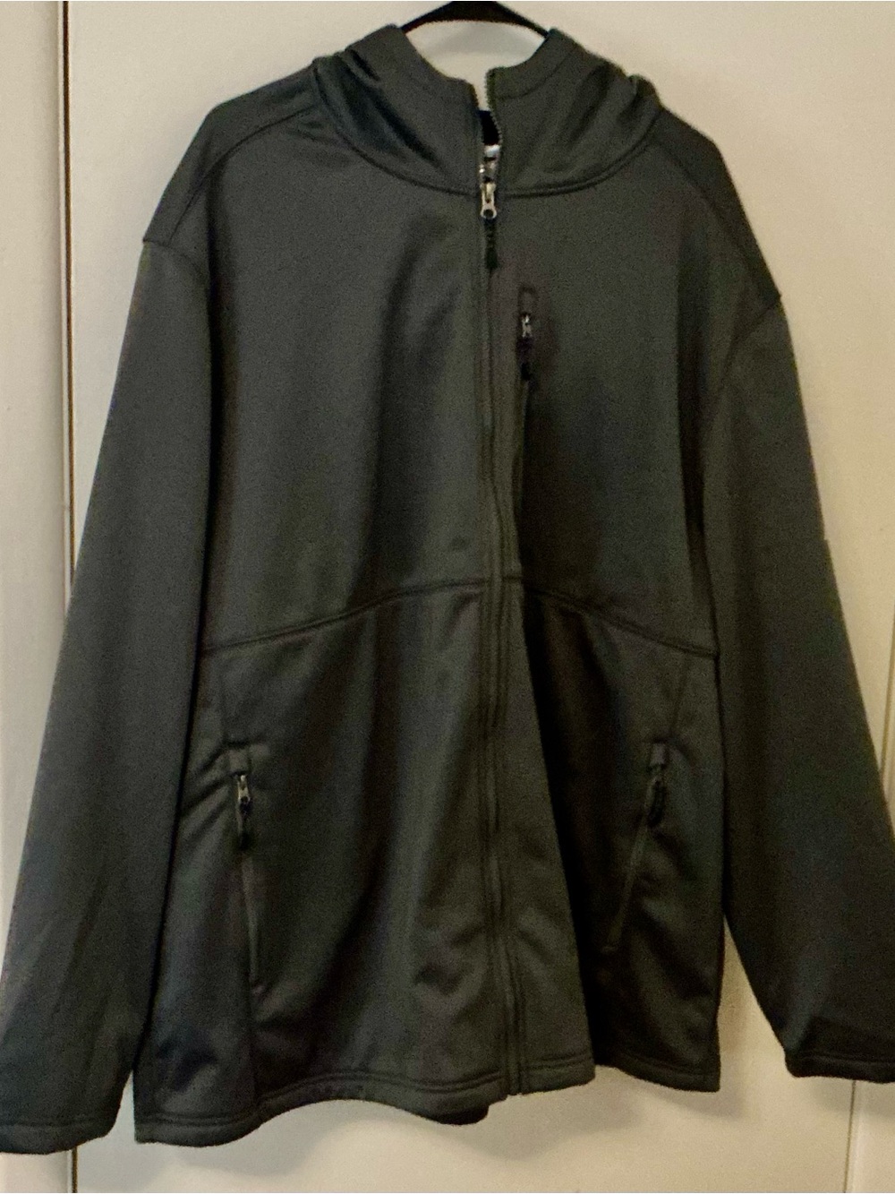 Ozark Trail  dark gray Fleece Jacket with Orange Logo Tag